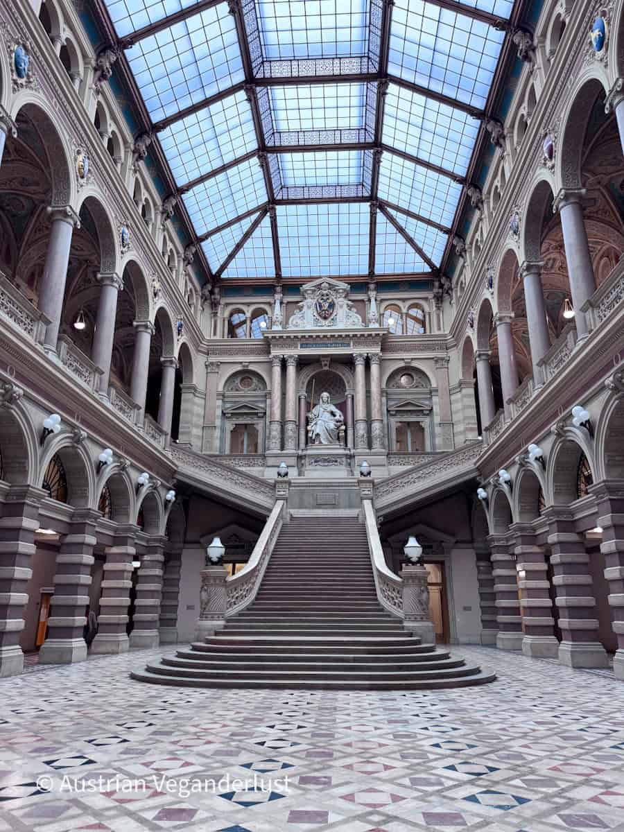 FASZINIERENDES ÖSTERREICH 写真 Vienna-Justizpalast_6573.jpg